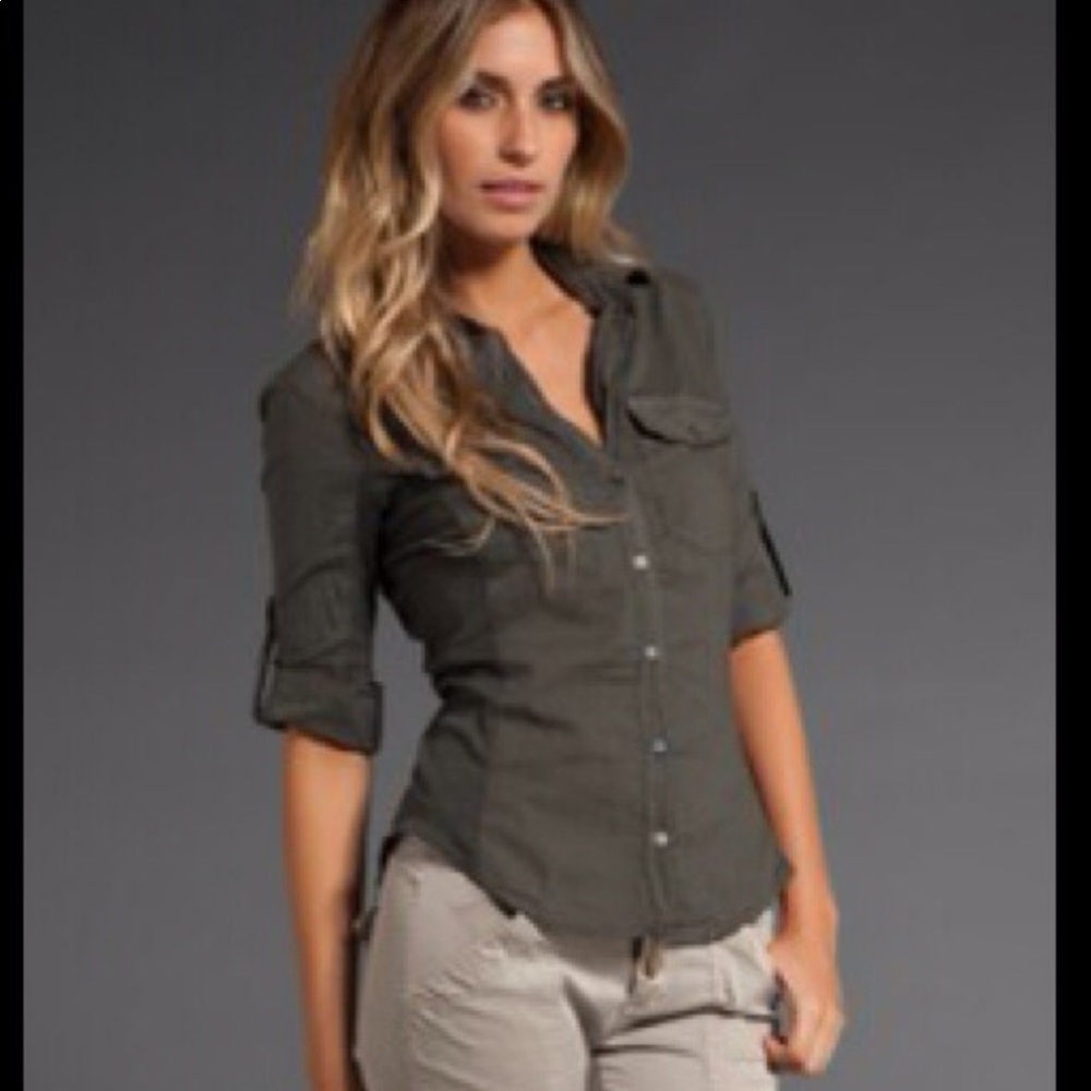 Side panel knit button down